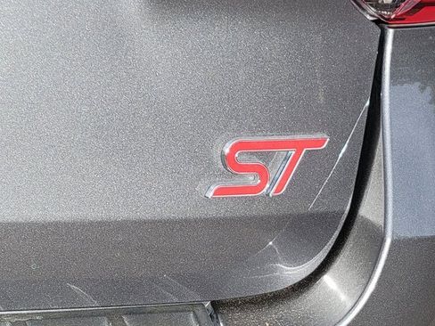 Used 2022 Ford Explorer ST w/ Equipment Group 401A image 14