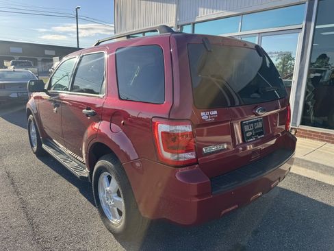 Used 2012 Ford Escape XLT image 2