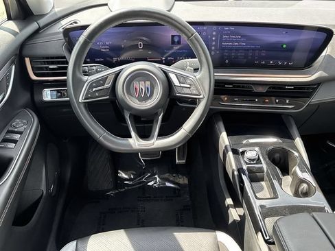 Used 2025 Buick Envision Sport Touring AWD/4WD image 13