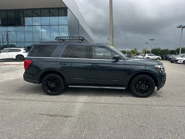 Used 2023 Ford Expedition XLT RWD image 5