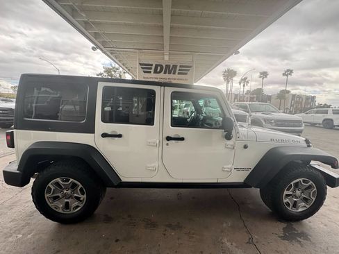 Used 2016 Jeep Wrangler Unlimited Rubicon w/ Max Tow Package image 26