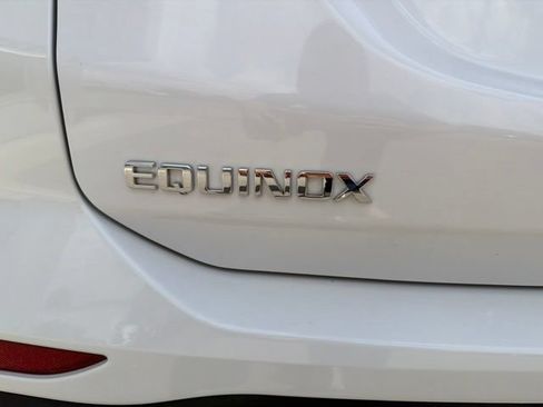 Certified 2024 Chevrolet Equinox LT FWD image 11