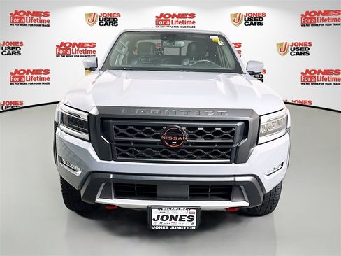 Used 2022 Nissan Frontier PRO-4X w/ Pro-4X Premium Package image 14