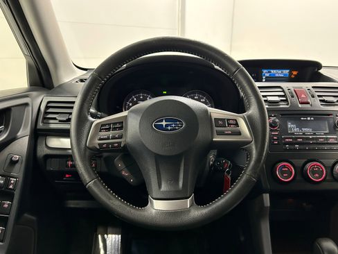 Used 2015 Subaru Forester 2.5i Limited w/ Popular Package #2 image 11