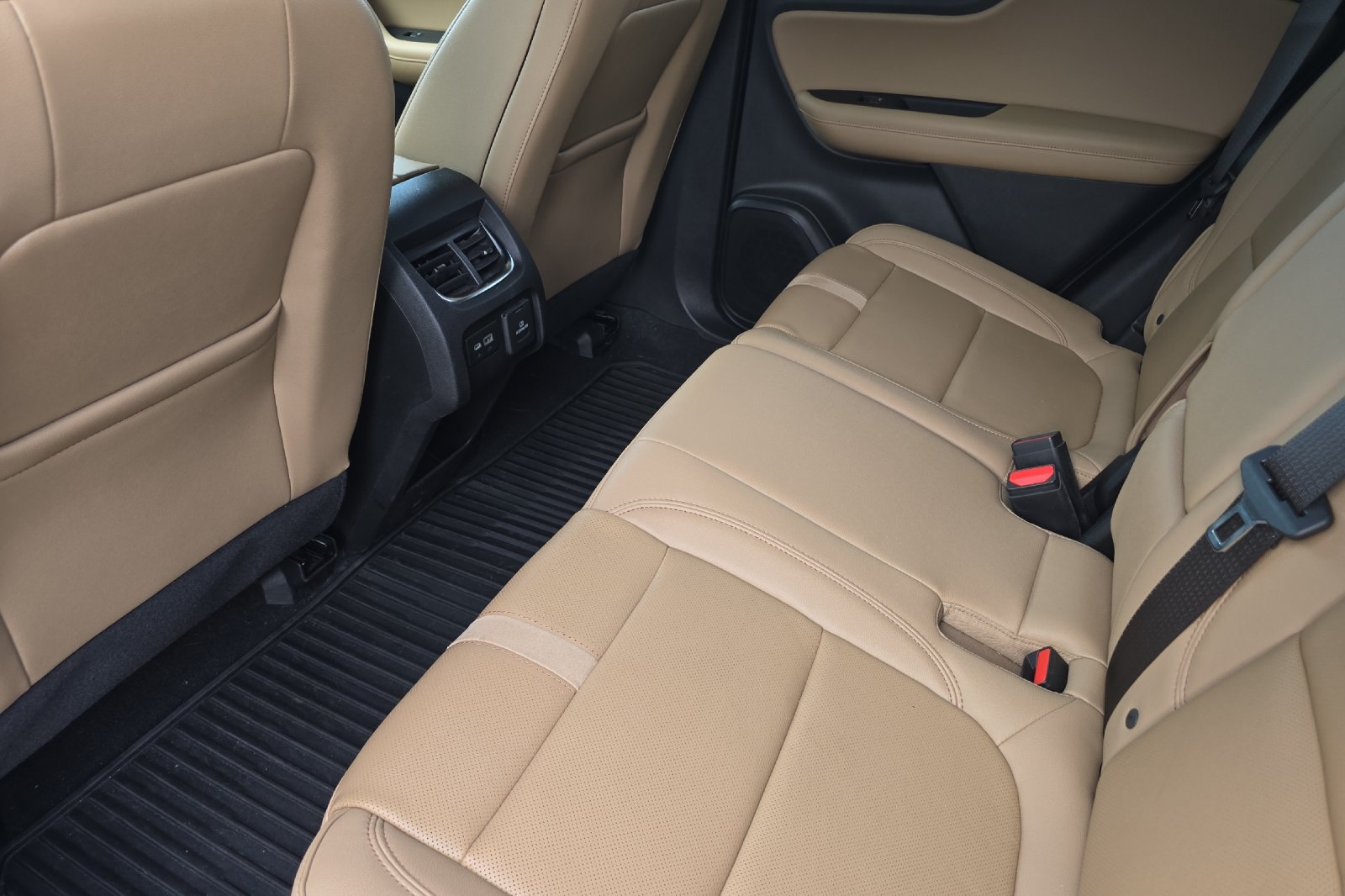 Used 2022 Chevrolet Blazer Premier AWD/4WD image 12