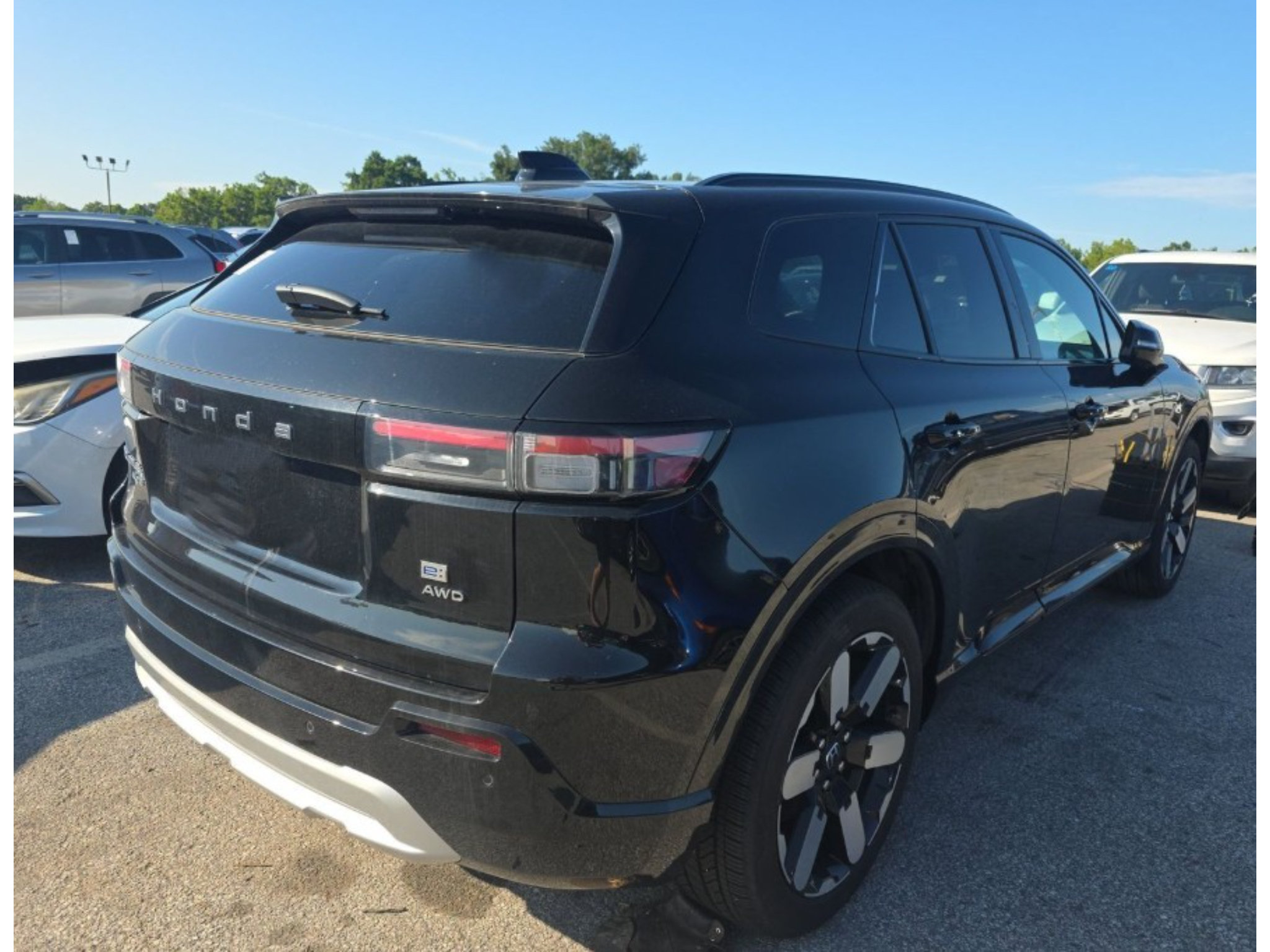 Used 2025 Honda Prologue Elite image 3