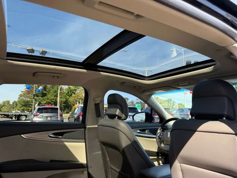 Used 2019 Lincoln Nautilus Select image 46