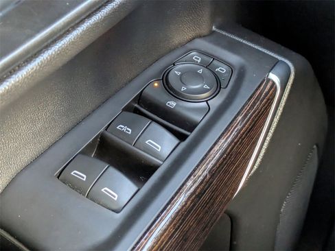 Used 2021 GMC Sierra 1500 SLE w/ LPO, GMC Protection Package image 25