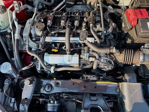 Used 2024 Nissan Kicks SR w/ SR Premium Package image 28