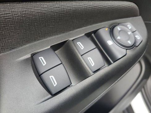 New 2026 Buick Envista Preferred image 18