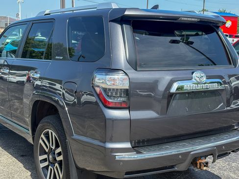 Used 2018 Toyota 4Runner Limited AWD/4WD image 13