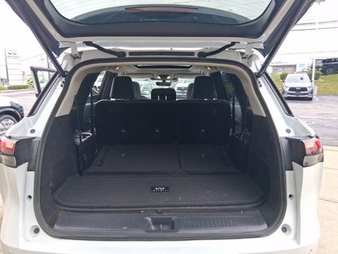 Certified 2026 INFINITI QX60 Luxe w/ Cargo Package AWD/4WD image 37