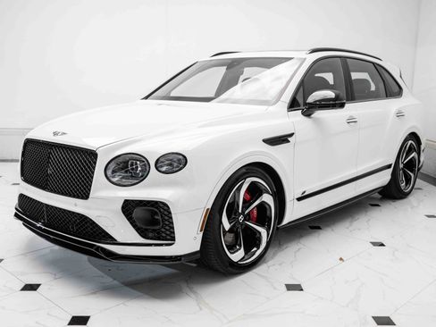 Certified 2022 Bentley Bentayga image 9