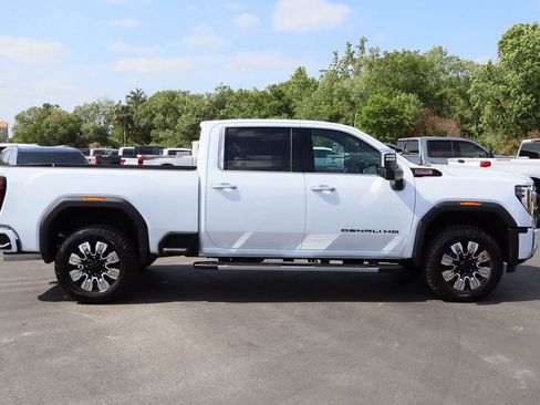 New 2026 GMC Sierra 2500 Denali w/ Denali Reserve Package AWD/4WD image 4