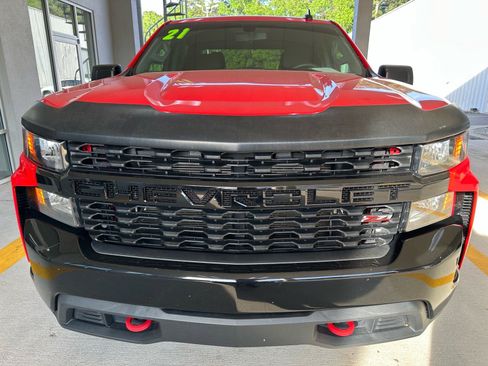 Used 2021 Chevrolet Silverado 1500 Custom Trail Boss w/ LPO, Dark Essentials Package image 8
