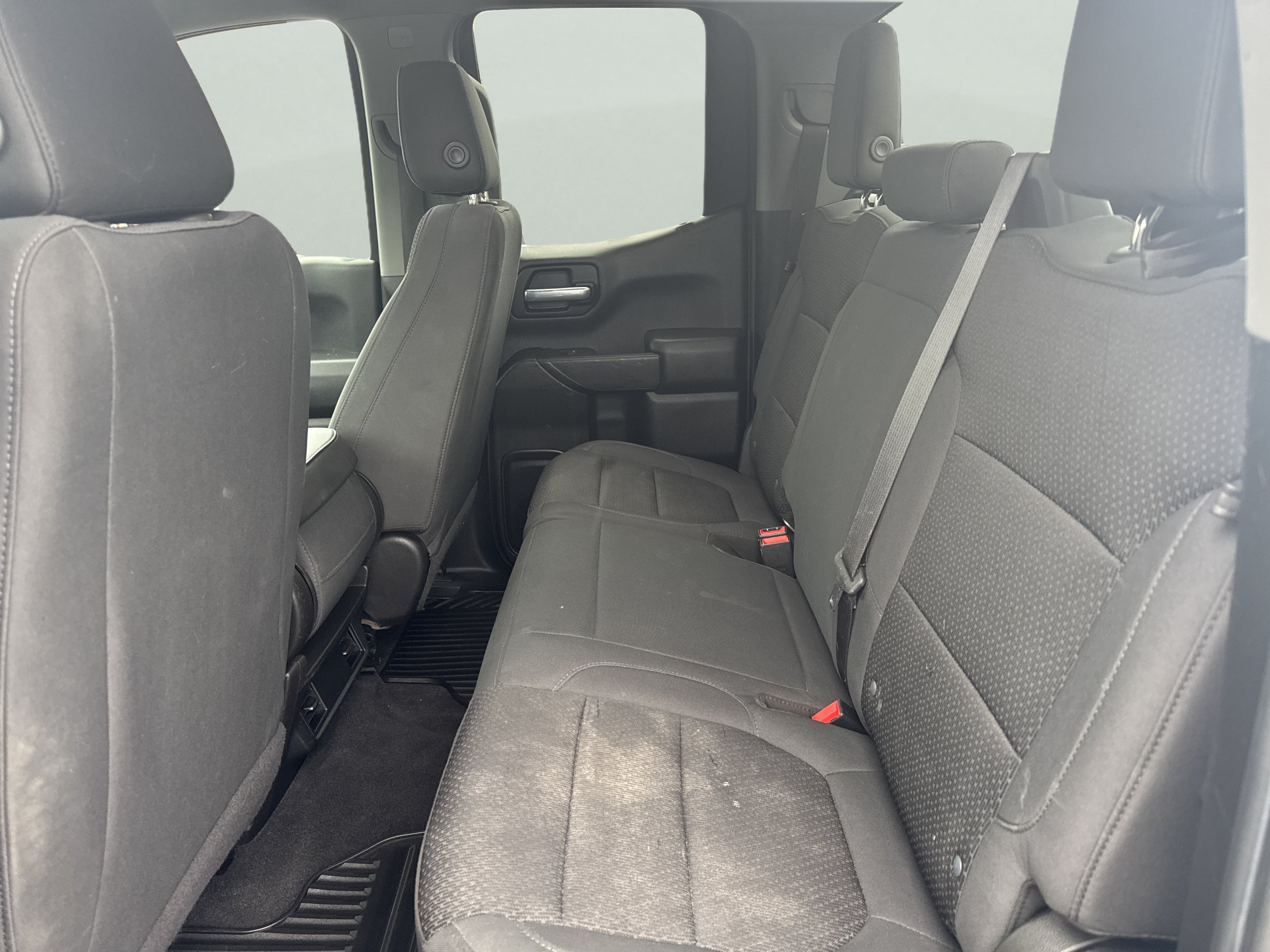 Used 2020 Chevrolet Silverado 1500 Custom w/ Custom Value Package AWD/4WD image 17