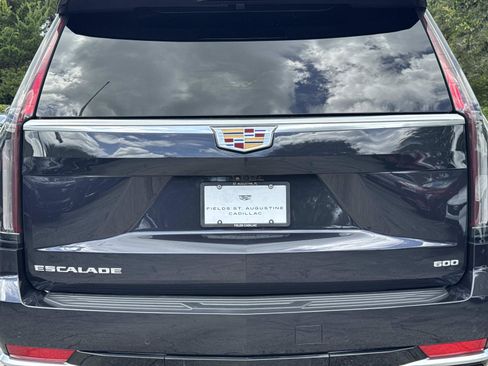 Certified 2024 Cadillac Escalade ESV Premium Luxury Platinum AWD/4WD image 10