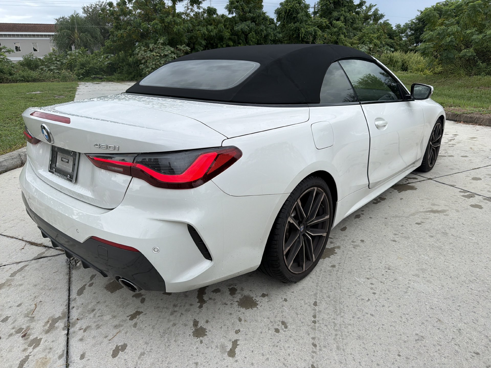 Used 2022 BMW 430i Convertible w/ M Sport Package RWD image 4