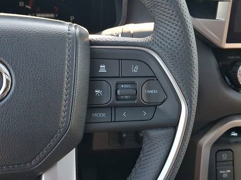 Certified 2025 Toyota Tundra Limited AWD/4WD image 22