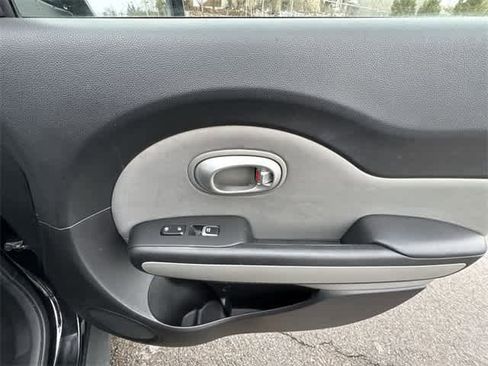 Used 2017 Kia Soul + w/ UVO Package image 20
