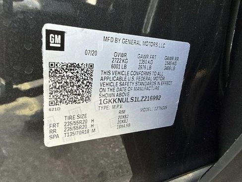 Used 2020 GMC Acadia SLT w/ Driver Alert Package II image 30