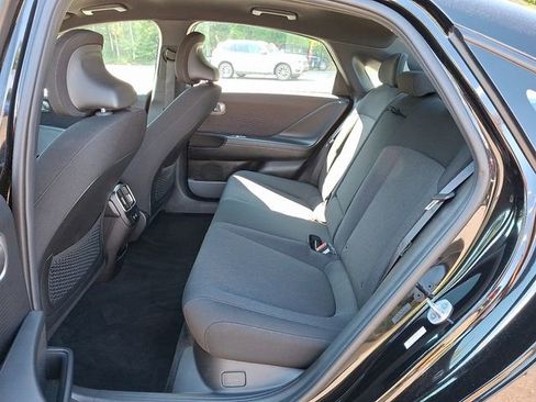 Used 2023 Hyundai Ioniq 6 SE image 13