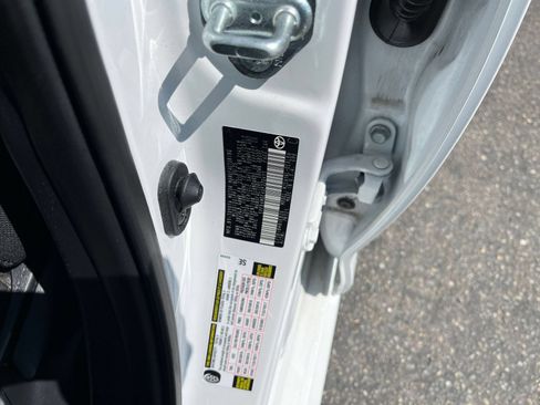 Used 2025 Toyota Corolla LE FWD image 24