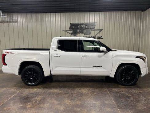 Used 2022 Toyota Tundra SR5 image 7