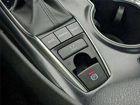Certified 2020 Toyota Camry XSE FWD image 27