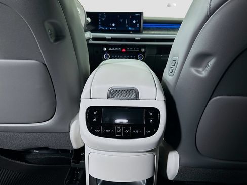 New 2026 Hyundai Ioniq 9 Calligraphy AWD/4WD image 18