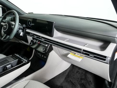 New 2026 Hyundai Tucson Limited image 35