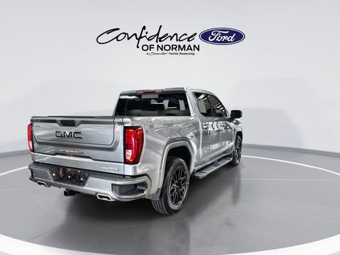 Used 2023 GMC Sierra 1500 Elevation w/ Elevation Premium Package AWD/4WD image 8