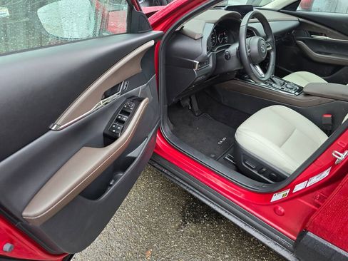 Certified 2022 MAZDA CX-30 AWD 2.5 S w/ Premium Package image 22