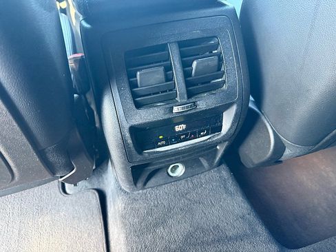 Used 2018 BMW X3 xDrive30i AWD/4WD image 13