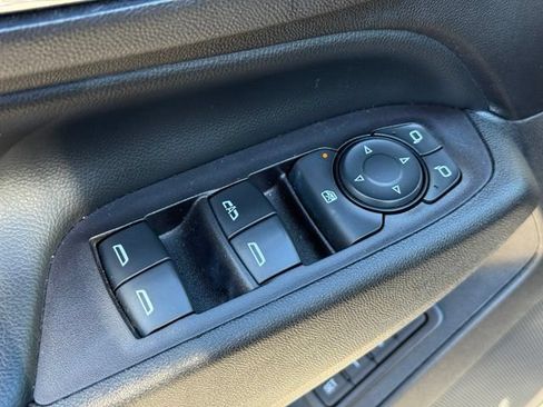 Used 2020 Chevrolet Equinox Premier w/ LPO, Cargo Package AWD/4WD image 10