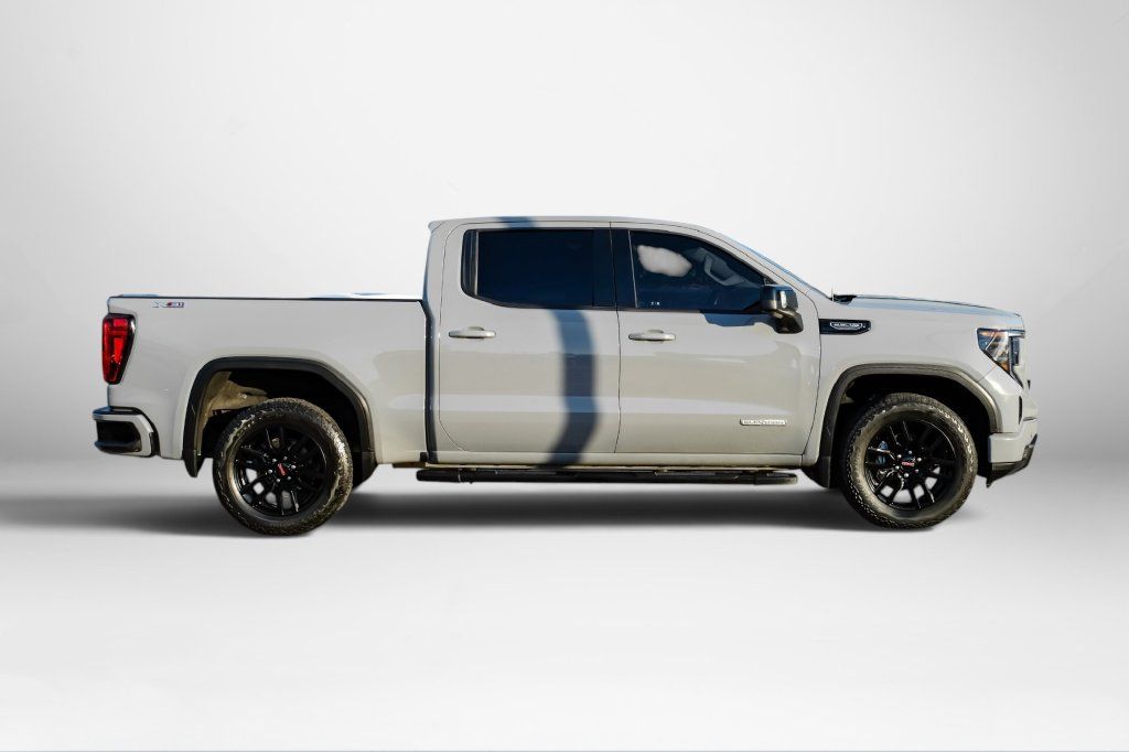 Used 2024 GMC Sierra 1500 Elevation w/ Elevation Premium Package AWD/4WD image 5