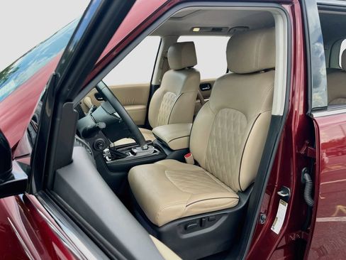 Used 2023 Nissan Armada Platinum w/ Captain's Chairs Package AWD/4WD image 21