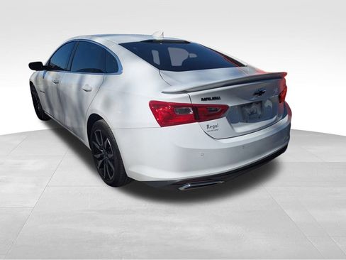 Certified 2024 Chevrolet Malibu RS w/ LPO, Floor Liner Package image 3