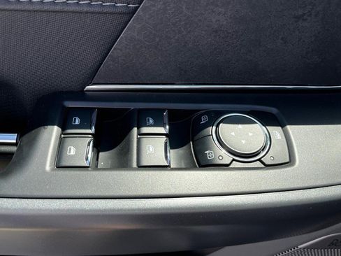 Used 2024 Ford F150 XLT w/ Equipment Group 303A High image 8