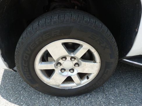 Used 2007 GMC Yukon Denali AWD/4WD image 16
