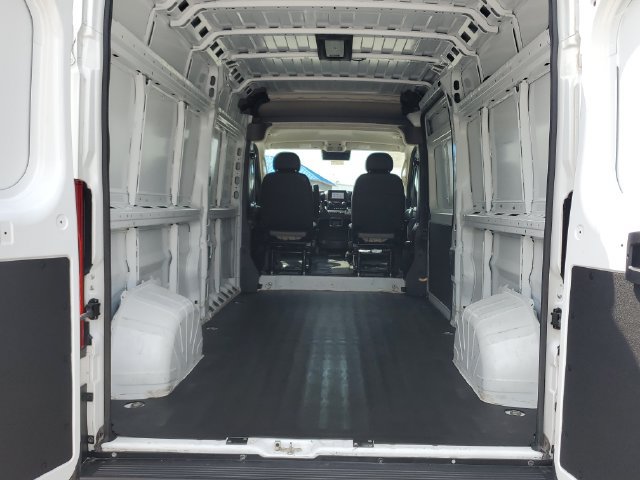 Used 2025 RAM ProMaster 2500 w/ Convenience Group FWD image 9
