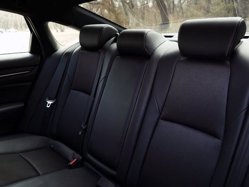 Used 2019 Honda Accord Sport image 18