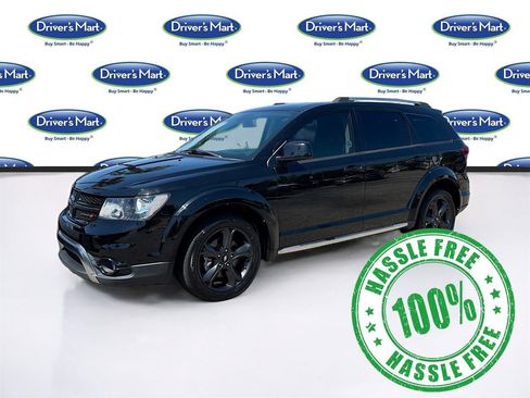 Used 2020 Dodge Journey Crossroad FWD image 3