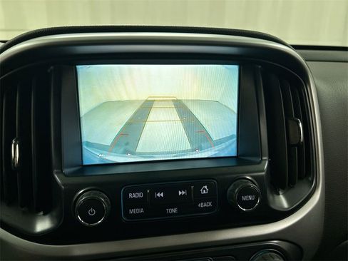 Used 2018 Chevrolet Colorado LT w/ LT Convenience Package image 15