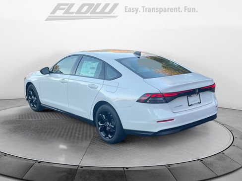 New 2025 Honda Accord SE image 5