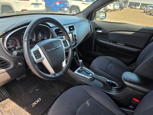 Used 2012 Chrysler 200 Touring w/ Sun/Sound Group FWD image 9
