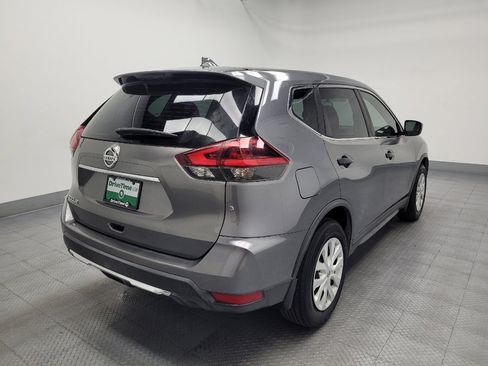 Used 2018 Nissan Rogue S FWD image 9