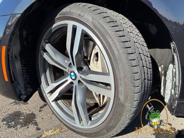 Used 2019 BMW 750i w/ Executive Package RWD image 9