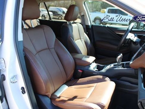 Used 2022 Subaru Outback Touring image 11