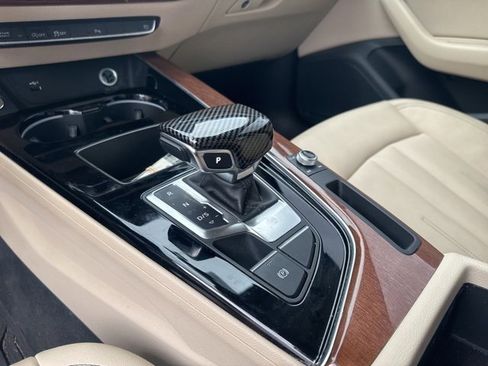 Used 2023 Audi A4 2.0T Premium w/ Convenience Package image 17